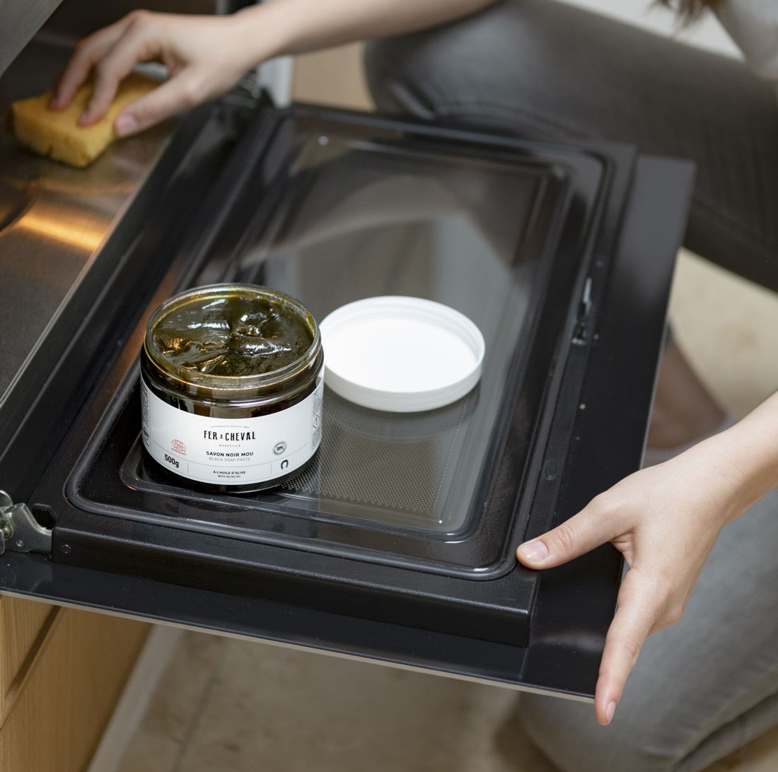 Fer A Cheval universaalne must seebipasta oliiviõliga 500g | Multum